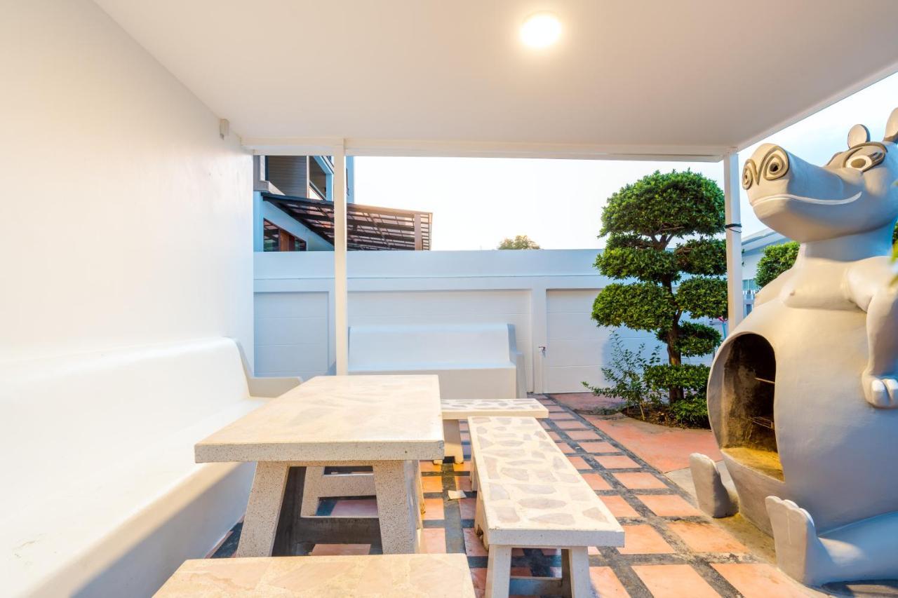 Fira Villa Huahin 외부 사진